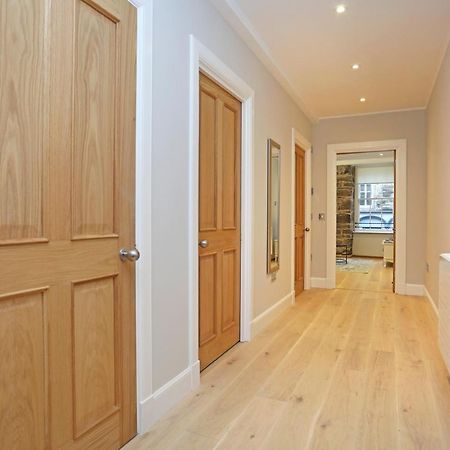Joivy Refurbished Home On The Royal Mile Edimburgo Esterno foto