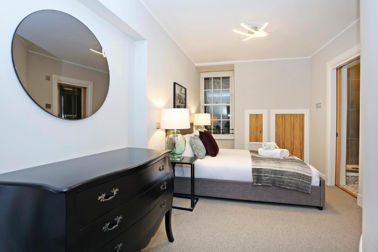 Joivy Refurbished Home On The Royal Mile Edimburgo Esterno foto