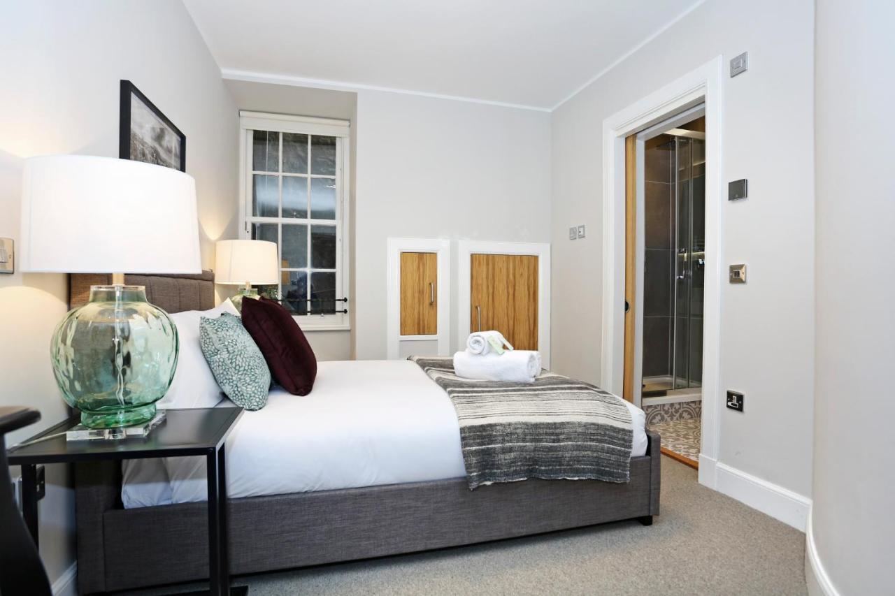 Joivy Refurbished Home On The Royal Mile Edimburgo Esterno foto